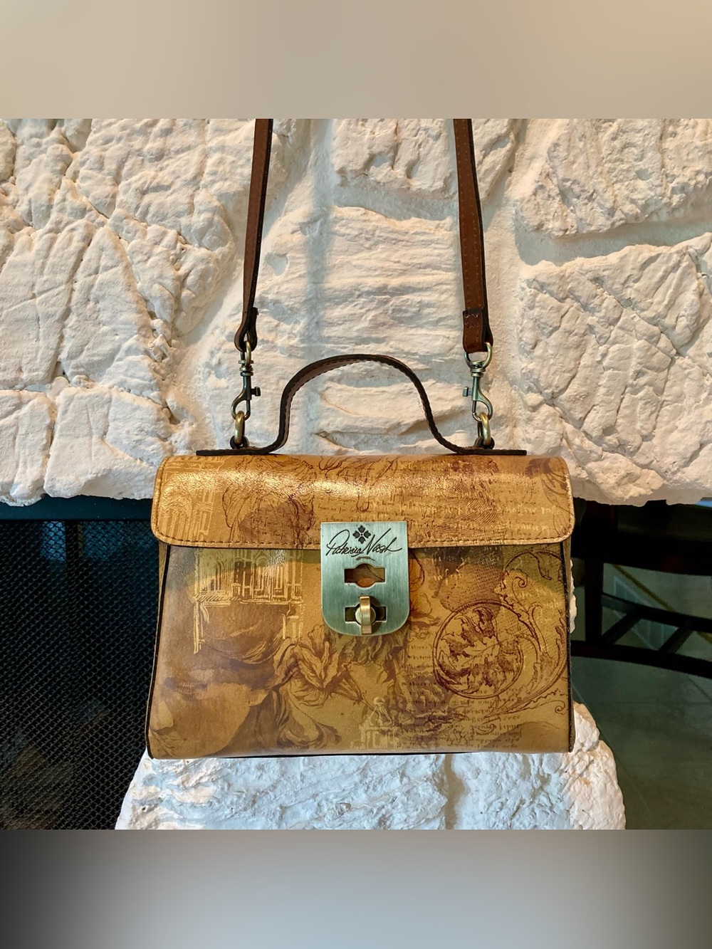 NWOT Patricia Nash Carisbrook. Leather satchel in “the Italian sketchbook” print